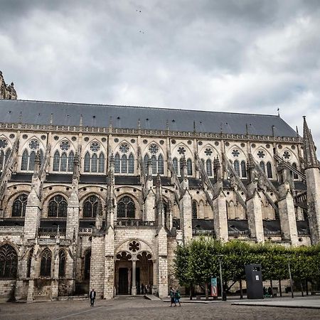 L'Hotel De Panette, Charpente Historique - Cathedrale บัวร์ ภายนอก รูปภาพ